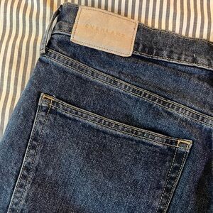 Everlane Dark/Medium Blue Jeans. Original Cheeky Jeans in 28 Crop. 98% cotton.